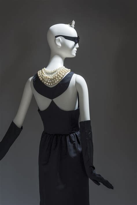 hubert de givenchy dress.